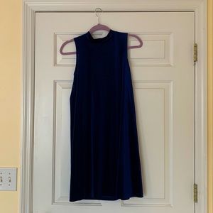 3 for $25 🍀 Blue Velvet Dress